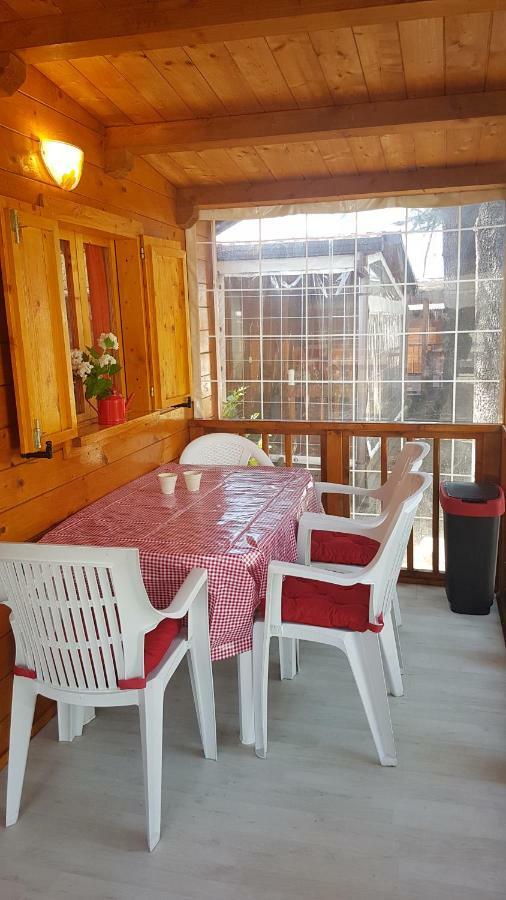 הוילה פורלצה Chalet Lake Lugano, Vienna 18 מראה חיצוני תמונה